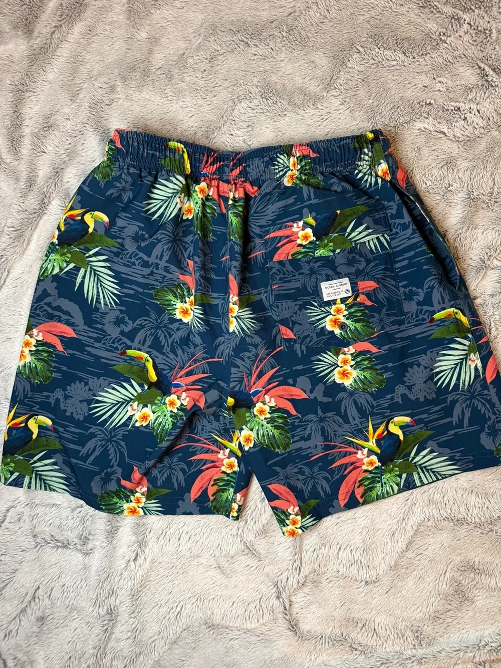 Ocean Current Men’s Tropical Print Blue swimming trunks large